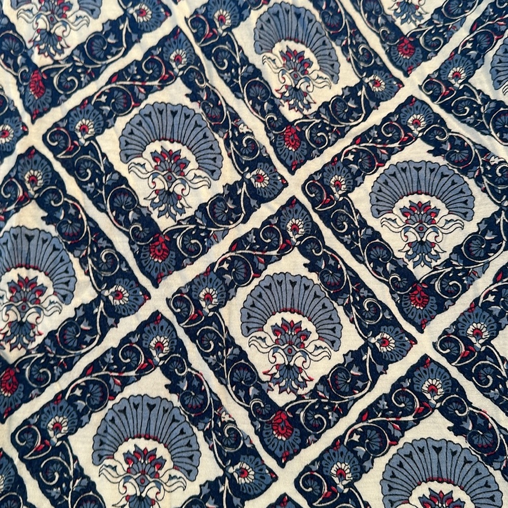 LOFT Patterned Tank - Picture 2 of 4
